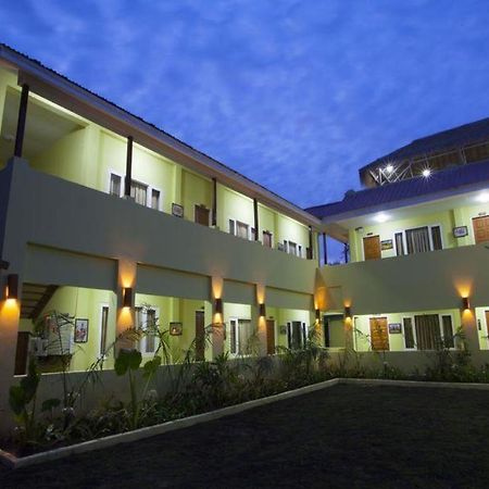 New Wave 1 Guesthouse พุกาม ภายนอก รูปภาพ