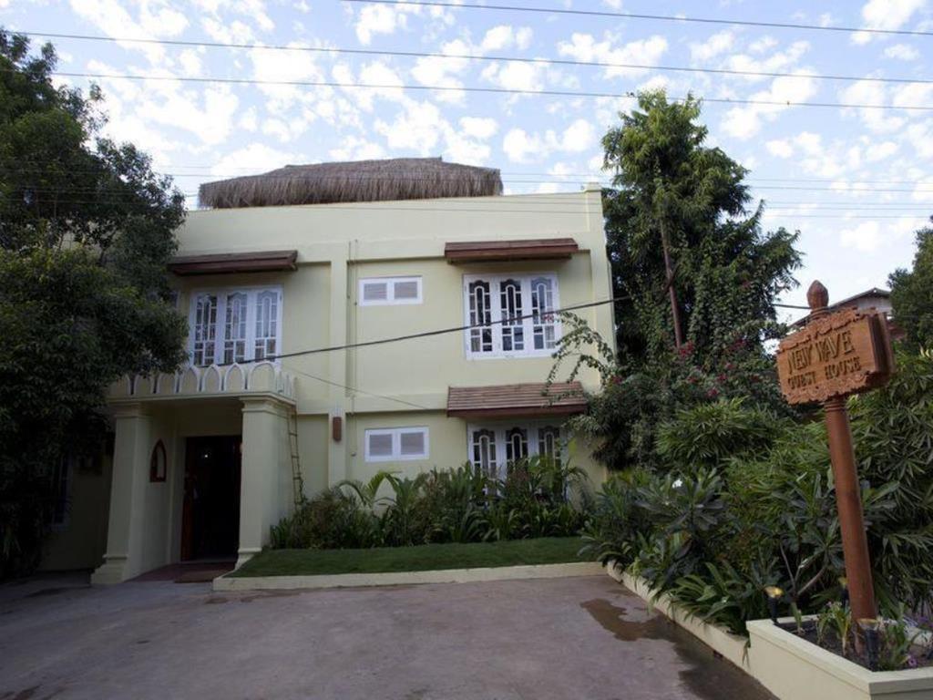 New Wave 1 Guesthouse พุกาม ภายนอก รูปภาพ